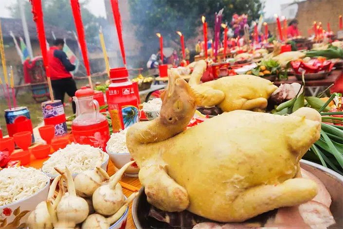 清明節：中国の墓参りの日、その解説