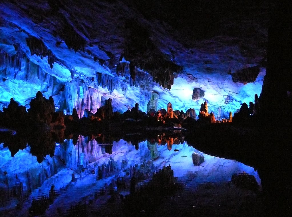 갈대 피리 동굴, 구이린, 중국