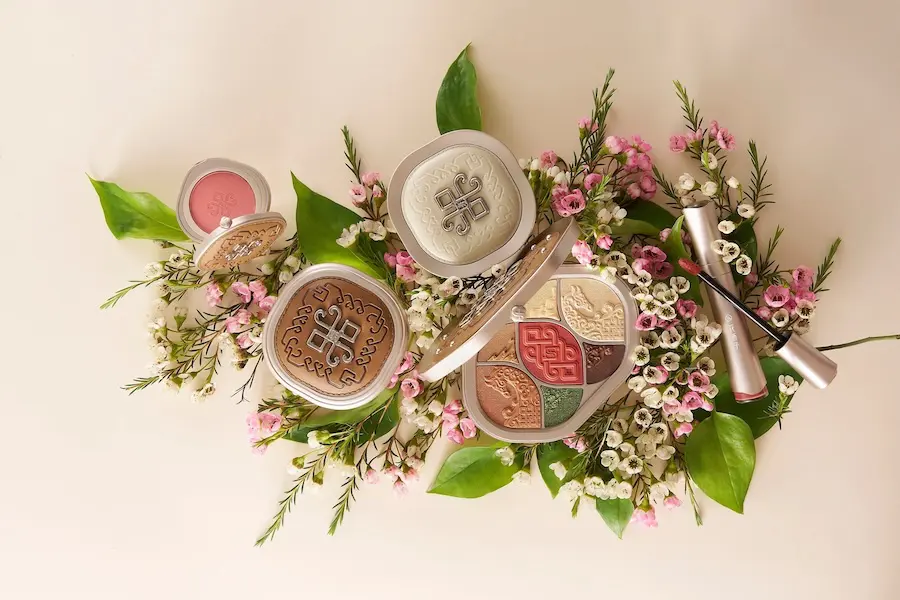 中国スキンケア：C-Beautyの成分とブランドの完全ガイド