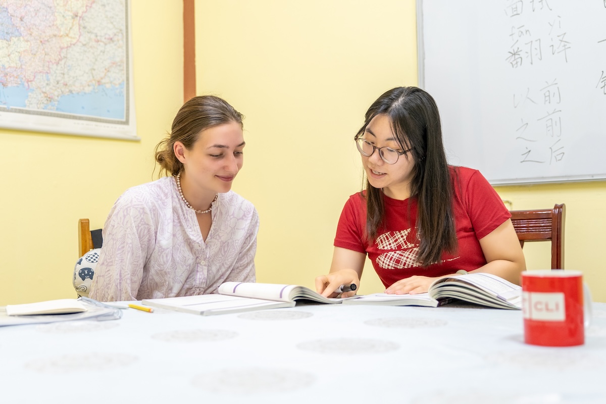 One-on-one Chinese lesson at CLI in Guilin, China