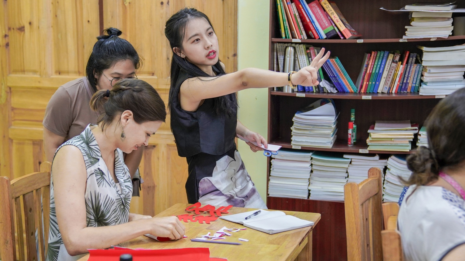 A paper-cutting workshop at CLI